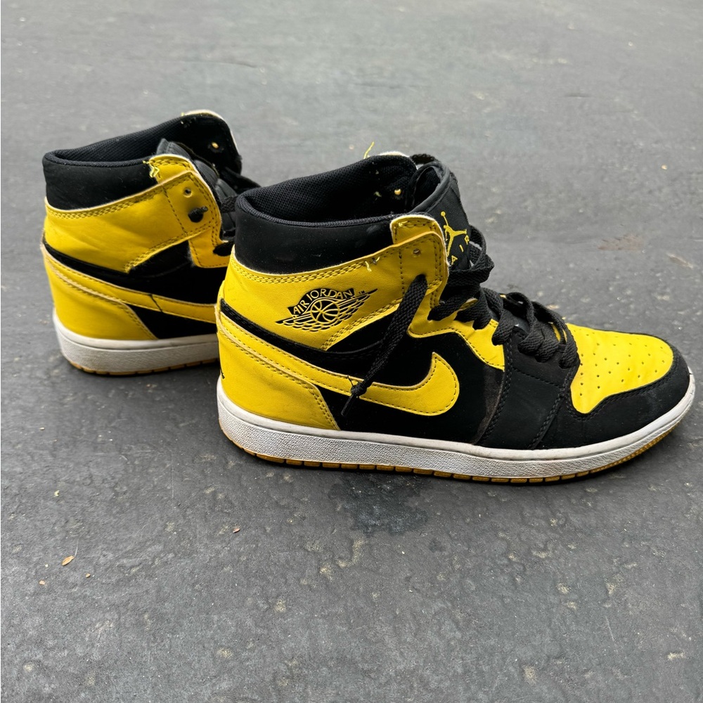 Jordan Retro Mid Love 9.5